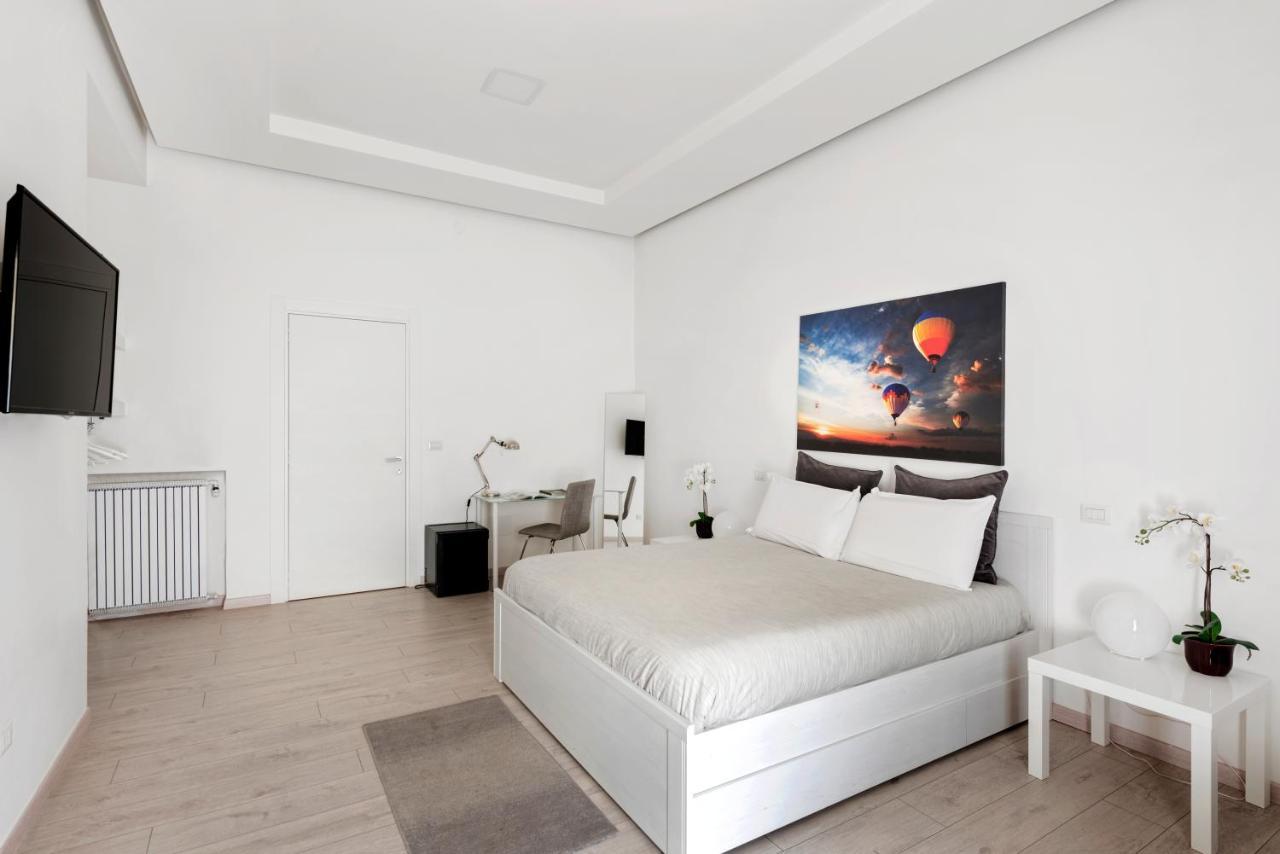 Maison Piazza Cavour Rome Bagian luar foto