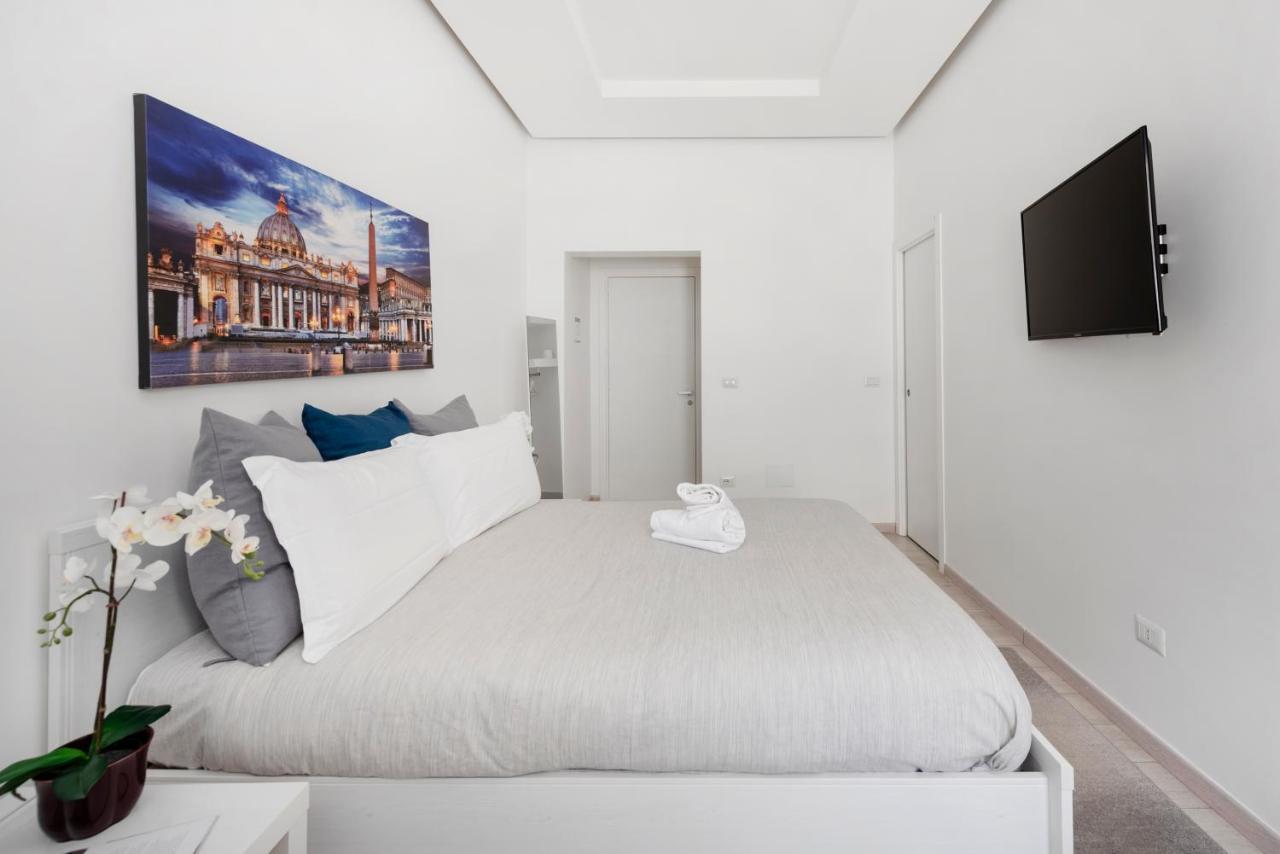 Maison Piazza Cavour Rome Bagian luar foto